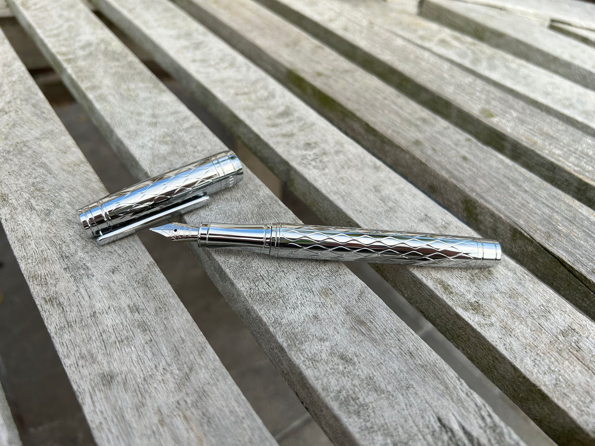 The Metal Classic Fountain Pen