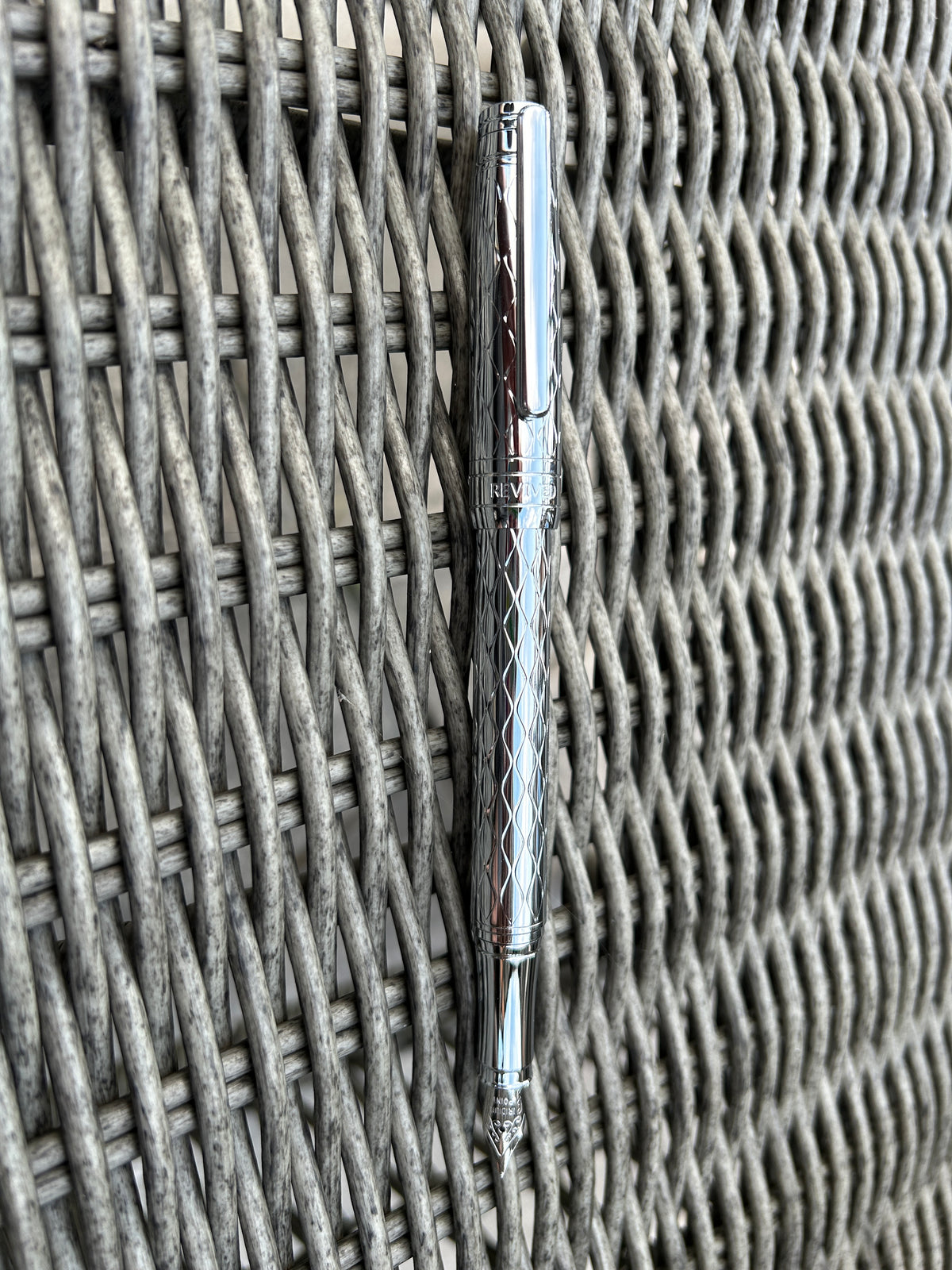 The Metal Classic Fountain Pen